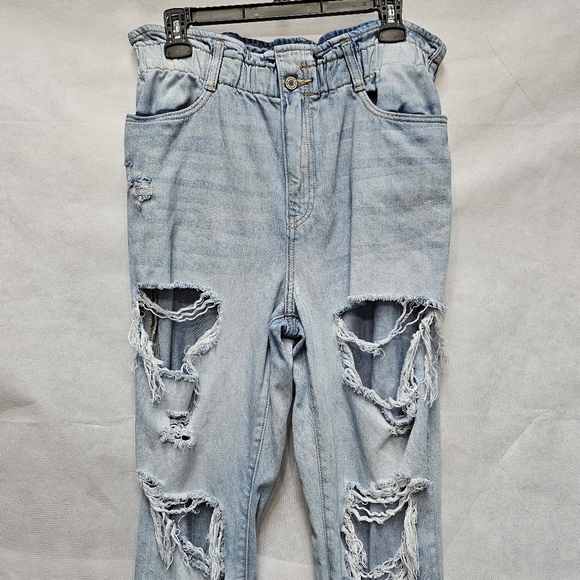 Kancan Severely Distressed Paper Bag Waist Light Wash Blue Denim Jeans Size 15 - Picture 2 of 6